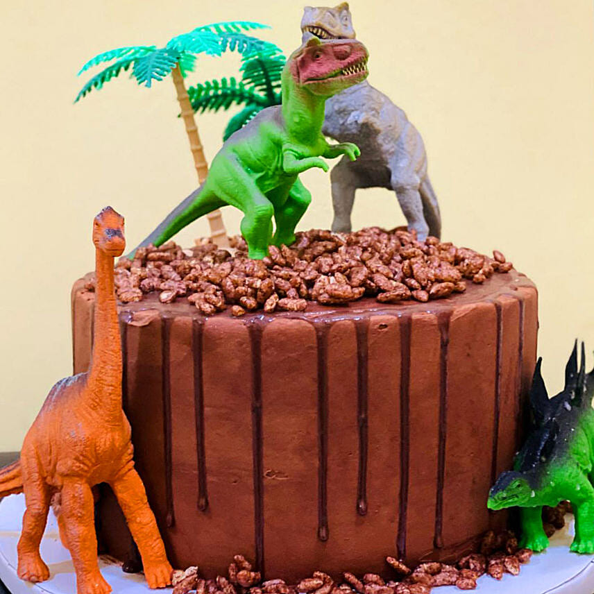 Dinosaur Vanilla Cake