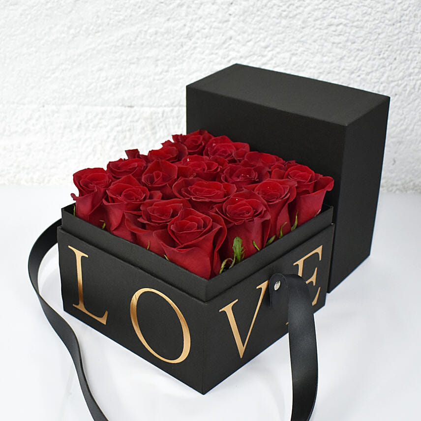 Roses And Love Box