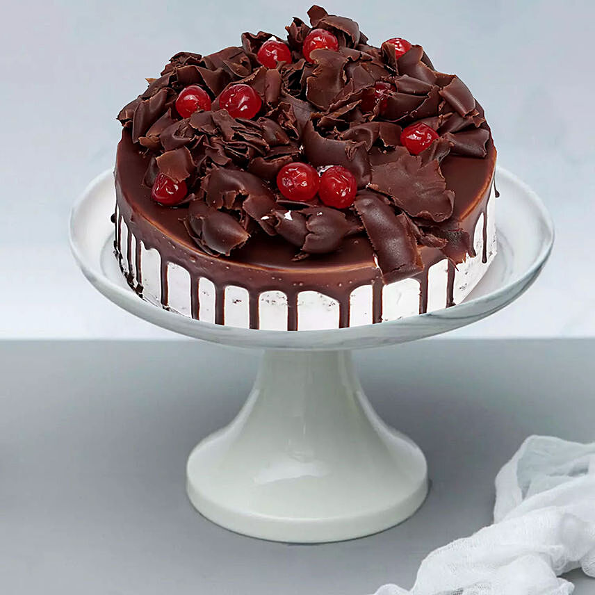 Dripping Red Cherries Black Forest Cake 1 Kg
