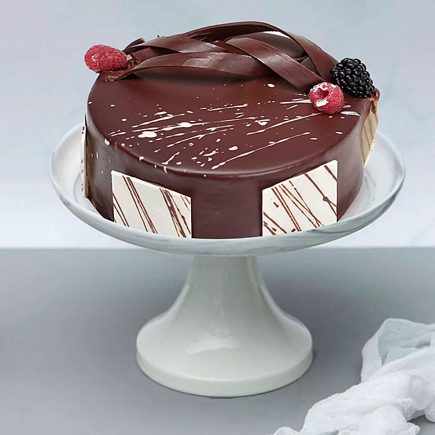 Yummilicious Chocolate Fudge Cake Half Kg