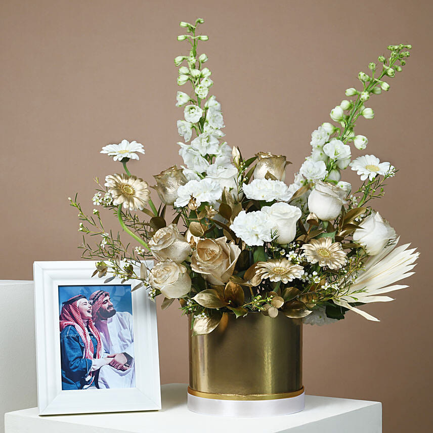 Harmonious Mix Flowers N Photo Frame