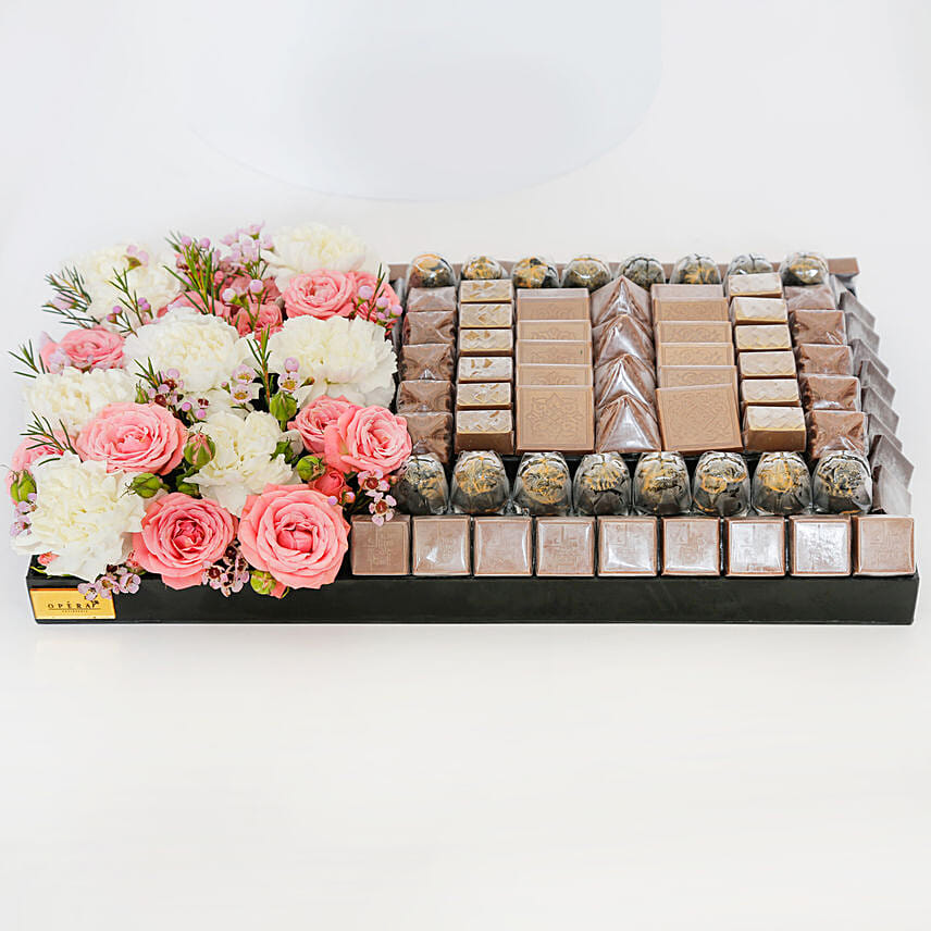 Best Treat Chocolates & Flowers Gift Tray