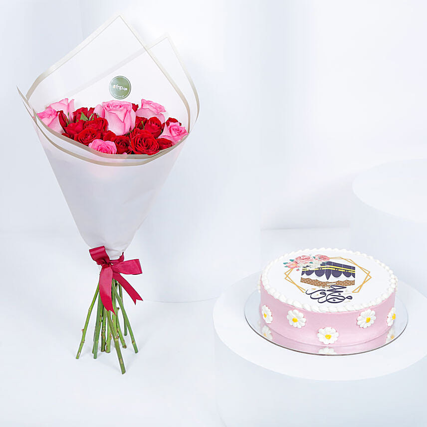 Hajj Mabrour cake N Moments in Bloom Bouquet: توصيل تنسيقات هدايا في قطر