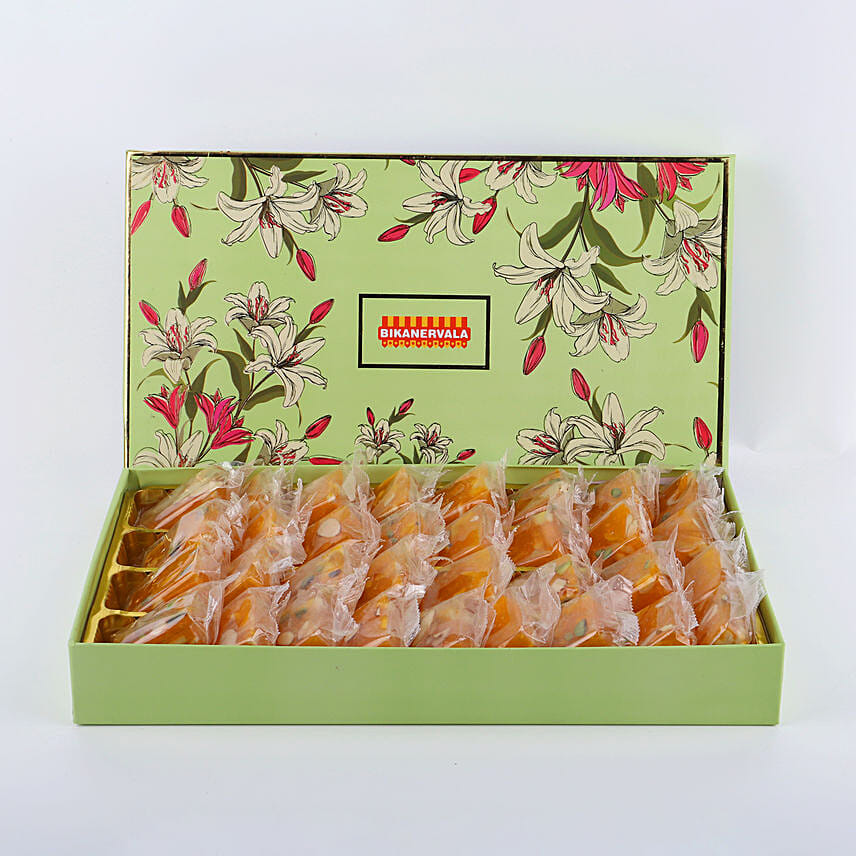 Karachi Halwa Karachi Halwa: Send Sweets To Qatar