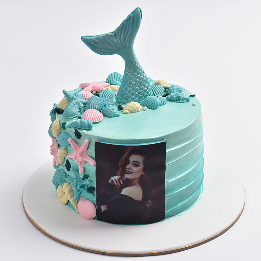 Under The Sea Delights Cake: 