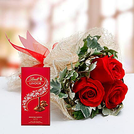 Red Roses Bouquet and Lindt Chocolate Combo: Send Flowers N Chocolates to Qatar