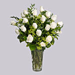 30 Stems Graceful White Roses In Vase