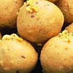 Delectable Besan Laddoos 1 Kg