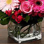 Lovely Roses and Gerbera Arrangement In Glass Vase