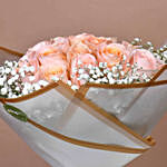 باقة 20 وردة جورية لون مشمشي في غلاف شفاف أنيق
