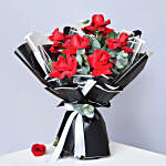Elegant 15 Roses Bouquet With Chocolate Cake