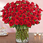 Ravishing 100 Red Roses In Glass Vase