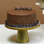 Roses with Chocolate Cake