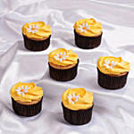 Sunny Daisy Delights Cup Cake