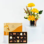 Godiva | Gold Collection Assorted Chocolate - 15 Pcs & Flower Vase