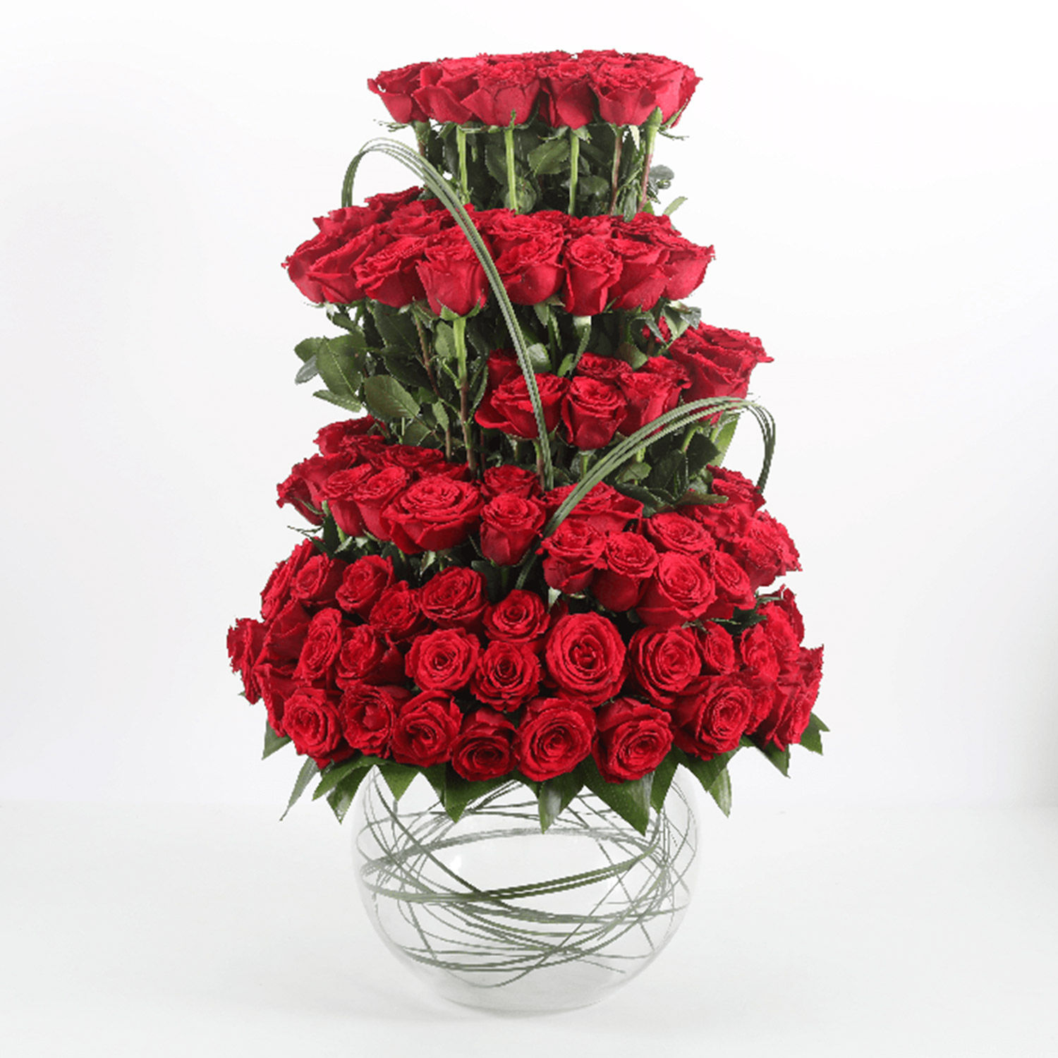 أون لاين Fish Bowl Of 101 Red Roses توصيل هدايا في Qatar FNP