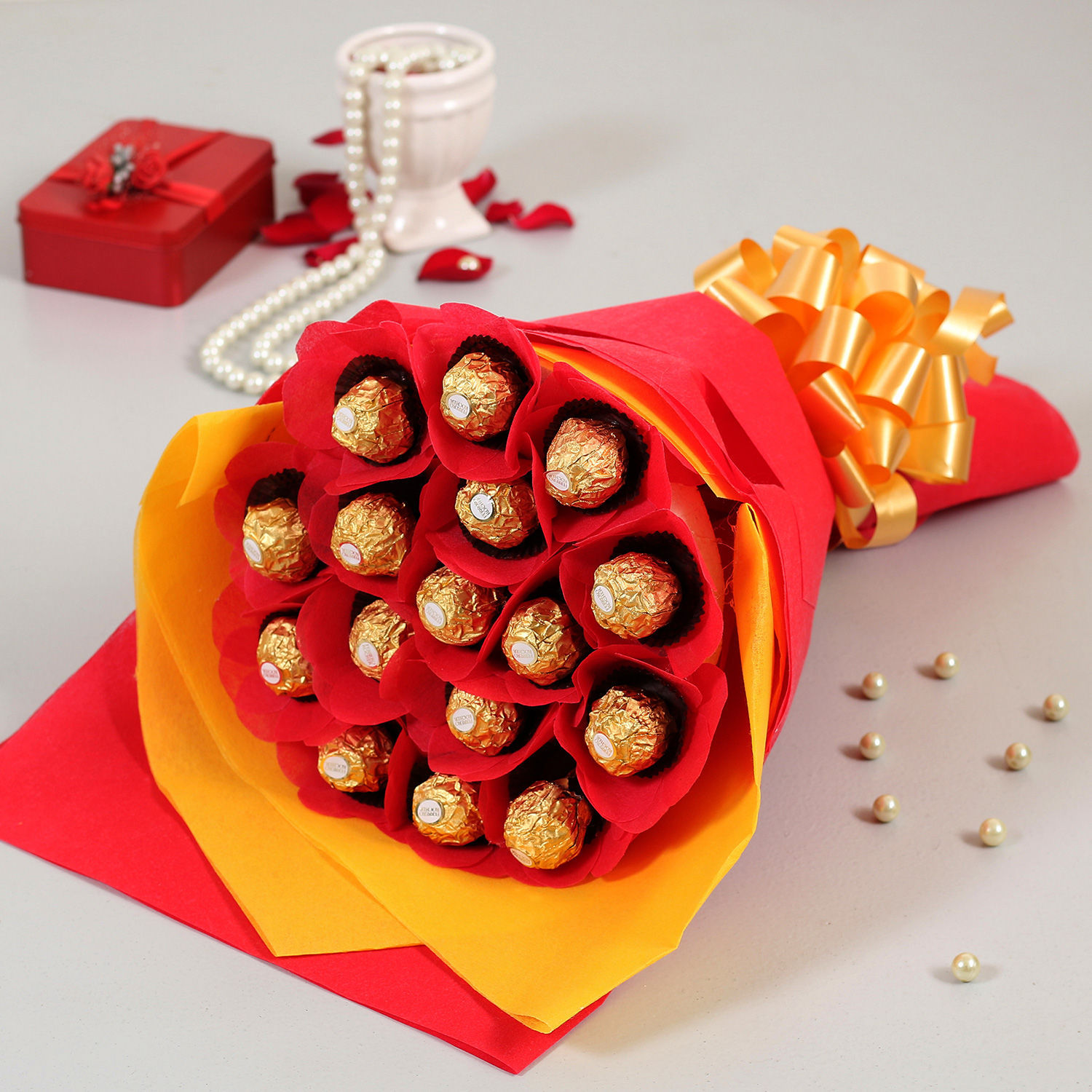 Online Ferrero Rocher Chocolates Bouquet Gift Delivery in Qatar FNP