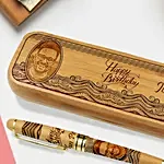 قلم خشبي منقوش وعلبة خشبية بيضاوية حسب الطلب