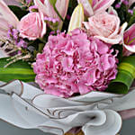 Grand Pink Petals Bouquet