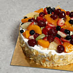 Eggless Fresh Fruit Fantasy