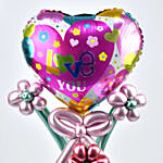 ديكور بالونات بأشكال مختلفة مثل قلب الحب والورد والتقليدي