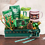 بوكس هدايا فاخر - سناكات وشوكولاته بتصميم لون أخضر