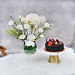 White Beauty Flowers with Chocolate Fudge Cake