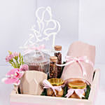 بوكس هدايا وردي- شال مع توبر عيد الأم وكوب