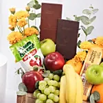 سلة فواكه و حلويات