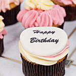 مزهرية ورد عيد الميلاد و قطع كب كيك لذيذة