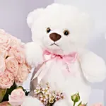 باقة وردية مع دب ناعم