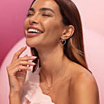 طقم مجوهرات كارولين سفيدبوم و بوكس ورود الفالانتاين