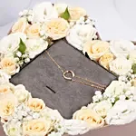 لمسة حب | سوار شيروتي وبوكس ورد على شكل قلب