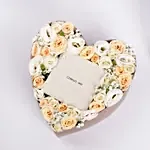 لمسة حب | سوار شيروتي وبوكس ورد على شكل قلب