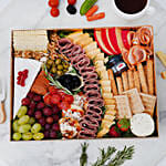 تشيز بورد إف إن بي بوكس فطور وتركي رومي وبسكويت 