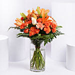 فازة ورد برتقالي وأبيض فاخر