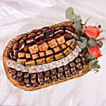 صينية حلويات عربية فاخرة