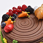 كيك شوكولاته لذيذ نصف كيلو مزين بالفواكه