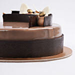 Luxurious Caramel Gold Fudge One Kg Cake