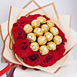 باقة ورد أحمر وشوكولا فيريرو روشيه بغلاف أحمر رومانسي