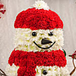 باقة ورد أقحوان أبيض وأحمر على شكل رجل الثلج