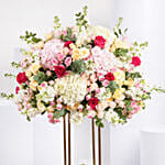 ستاند الزهور الساحرة