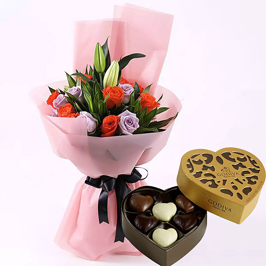 Elegant Flower Bouquet & Godiva Chocolates 250 gms