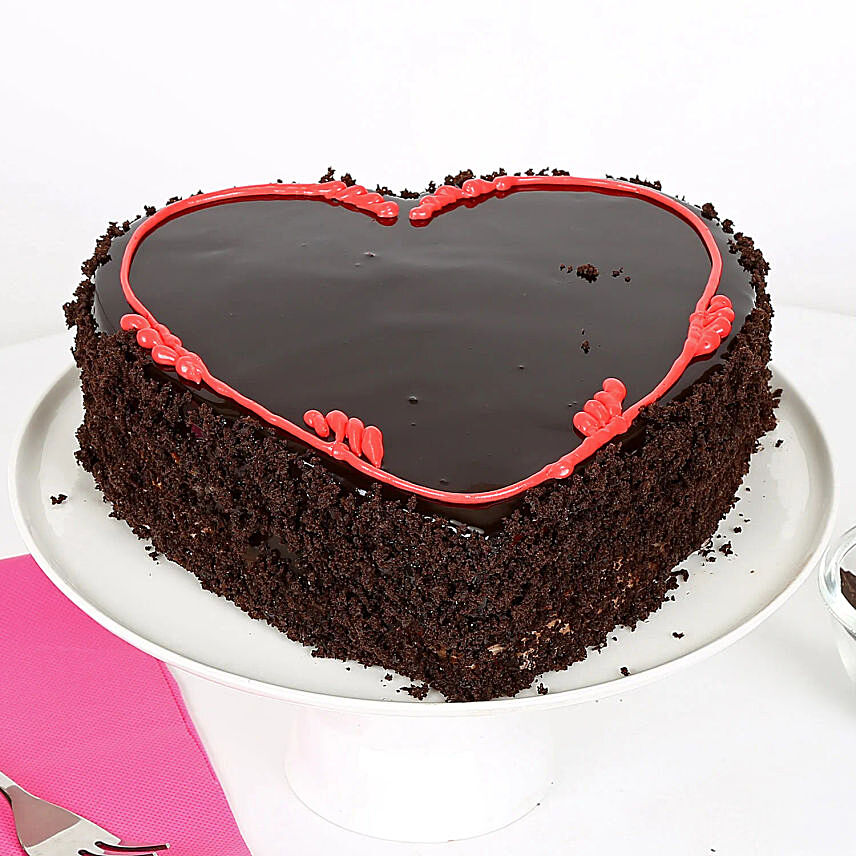 Fabulous Heart Cake 1 Kg