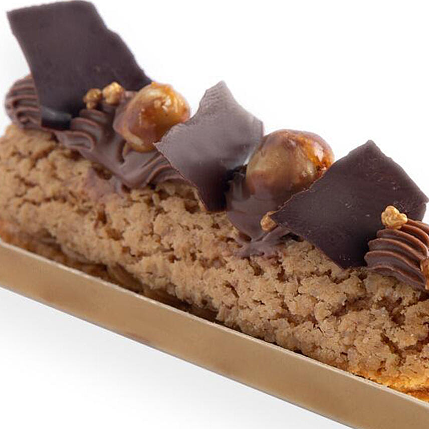Online Mouth Watering Chocolate Hazelnut Eclair 4 Pcs Gift Delivery in