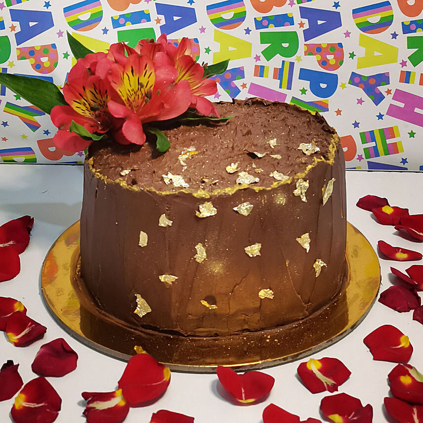 Chocolate Cake With Flower- Half Kg