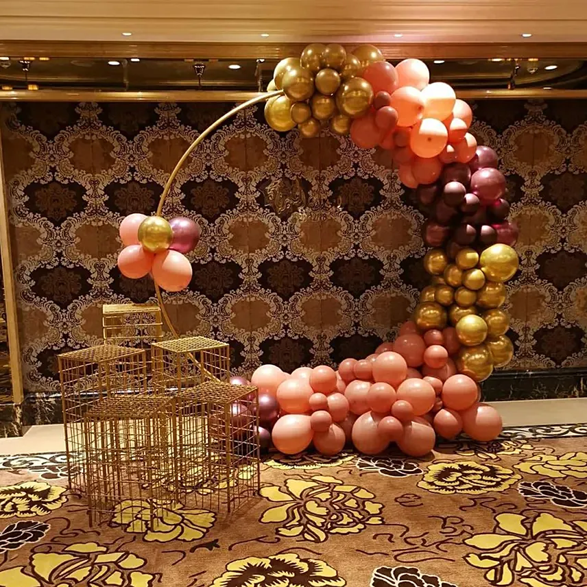 Multicoloured Balloon Ring Decor