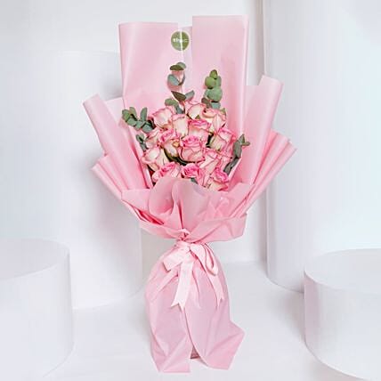Incredible Pink Roses Bouquet For Her: Send Flowers to Saudi Arabia