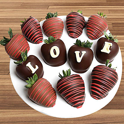 Love Belgian Chocolate Covered Strawberries: Send Chocolates to Saudi Arabia