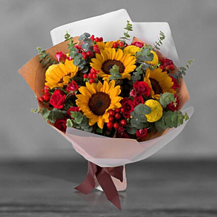 Mixed Sunflowers Bouquet: Send Premium Fowers to Saudi Arabia